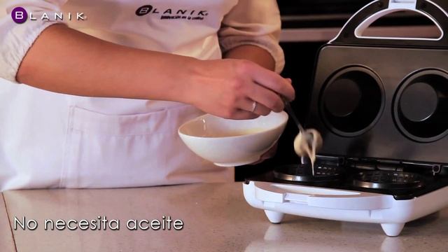 WAFFLE BOWL MAKER BLANIK смотреть онлайн