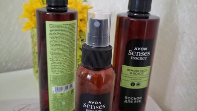 НАБОР Лемонграсс и кокос AVON Senses: Лосьон для рук, лосьон-спрей для тела, жидкое мыло для рук. смотреть онлайн