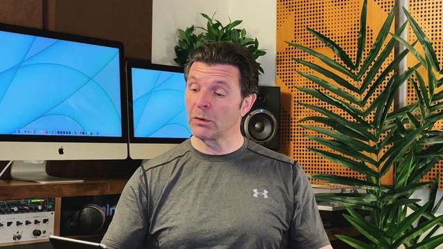 Studio Display & Colourful MacBook Airs | David talking tech & audio смотреть онлайн