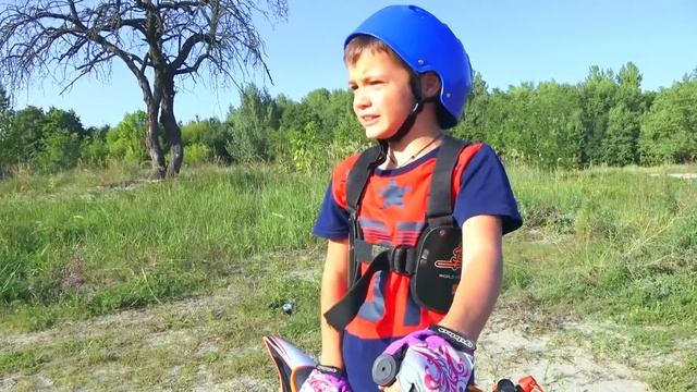 РАЗБИЛИ НОВЫЙ ПИТБАЙК. Даже НЕ ПОКАТАЛИСЬ(((( Главное чтобы ПАПА НЕ УЗНАЛ.... смотреть онлайн