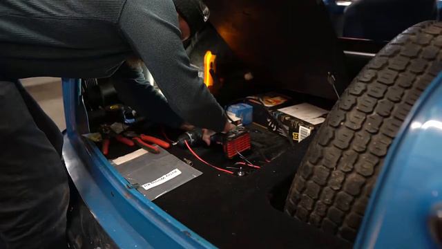 Bag Riders Manual Air Management Installation Part 2; Shoebox Ford Ep21 смотреть онлайн