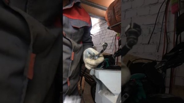 Установка быстросьема на пластиковую топливную трубку