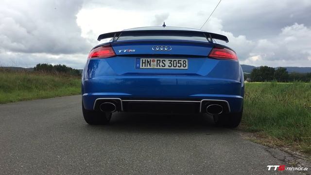 2018 Audi TT RS Exhaust Sound - Comparison Flappers Open And Closed