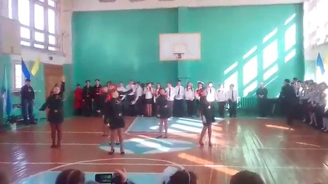 Таней на 23 февраля под песню вперёд Россия смотреть онлайн