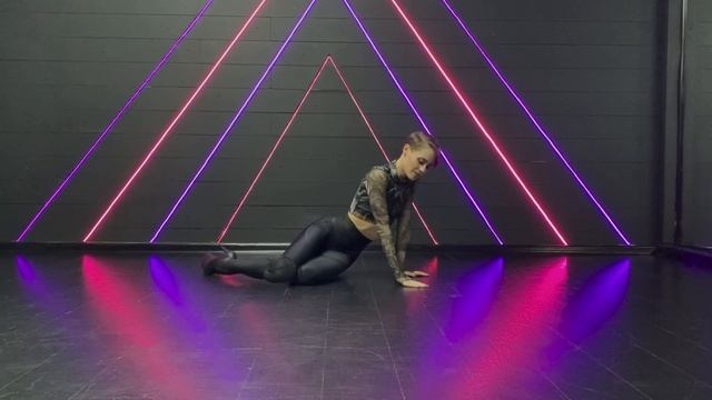 Знакомство со стилем FRAME UP STRIP. Занятие 3. смотреть онлайн