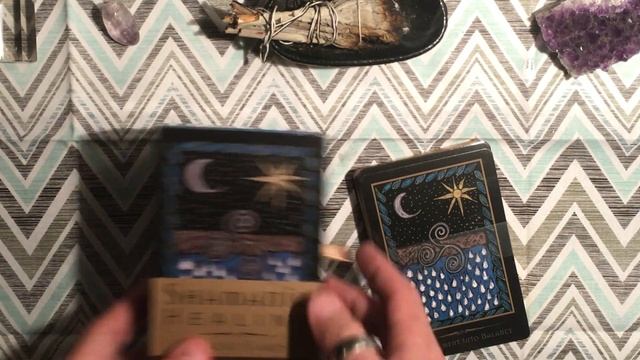 Shamanic Healing Oracle Cards: UNBOXING смотреть онлайн
