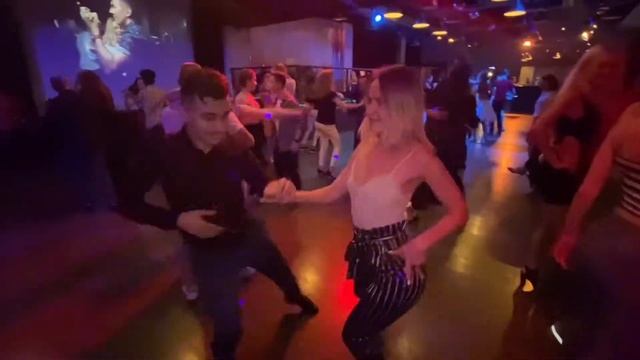 Бачата на вечеринке Shine Party смотреть онлайн