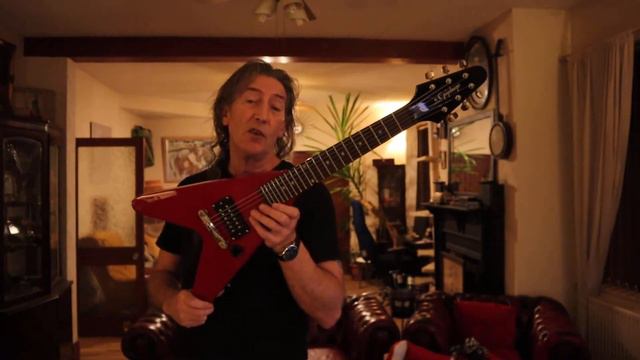 Epiphone Mini Flying V From 2009 Demo And Review