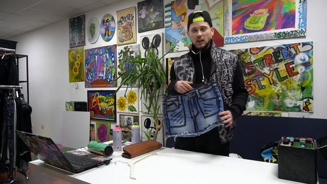 КАСТОМИЗАЦИЯ ОДЕЖДЫ. 5 ИНСТРУМЕНТОВ ДЛЯ РОСПИСИ ВЕЩЕЙ смотреть онлайн