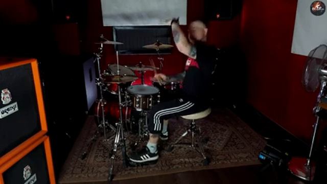 Как разнообразить брэйки если играешь ПАНК-РОК смотреть онлайн