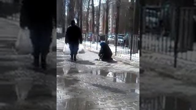 Очень малодая цыганка обманывает жителей воронежа неверте смотреть онлайн