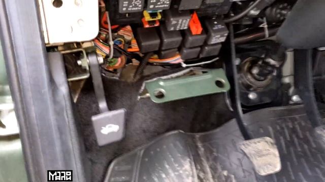 Течь воды в ноги Нива Тревел. Источник и устранение.