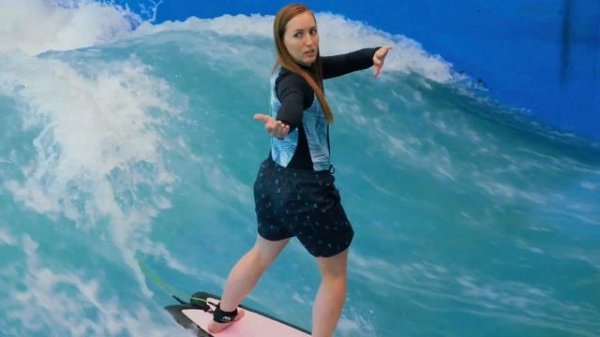 Вводный инструктаж по сёрфингу во FLOW MOSCOW