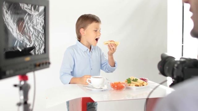 Какая икра вкуснее? смотреть онлайн