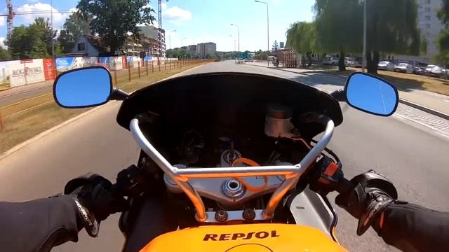 1998 Honda CBR 900 RR Repsol FireBlade SC33 смотреть онлайн