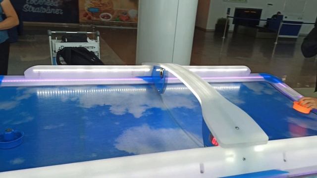 Аэропорт Минск 2. Хоккей, настольный-Аэрохоккей. Сентябрь 2020 смотреть онлайн