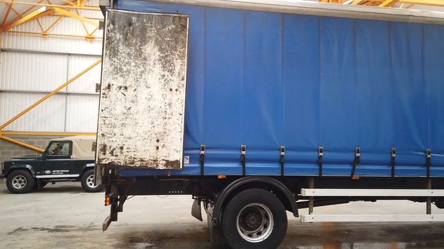 MERCEDES BENZ ATEGO 1823 4 X 2 CURTAINSIDER - 2004 - BU04 MVE смотреть онлайн