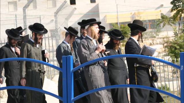 גלי צהל - בוקר טוב ישראל 251211 - ראיון עם לימור לבנת смотреть онлайн
