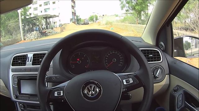 2016 Volkswagen Polo TDI 1.5l Highline Walkaround/Interior смотреть онлайн