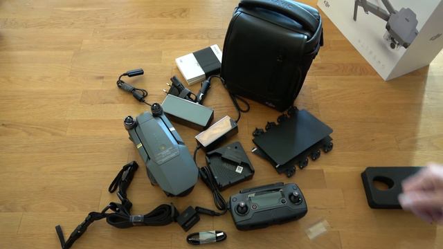 DJI Mavic Fly More Combo Package 'Unboxing' 4K смотреть онлайн