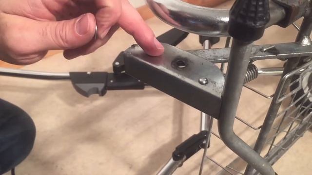 How To Fix Stuck / Broken Brakes (or Remove The Brake Bar) On An Emmaljunga Classic