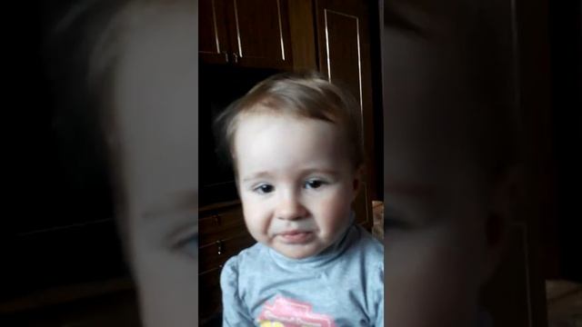 Вот как нужно петь в 2 года!!! смотреть онлайн
