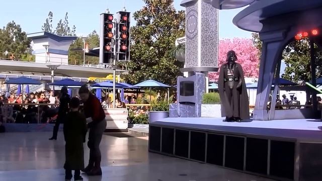 FULL Jedi Training: Trials of the Temple, Kylo Ren Tomorrowland, Disneyland Anaheim, CA March 6 201 смотреть онлайн