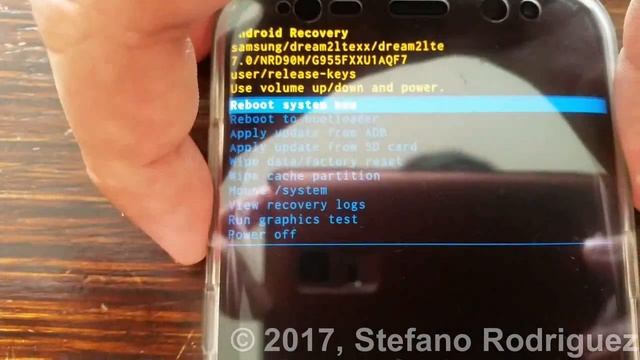 Samsung Galaxy S8 - Run graphics test in Recovery Mode смотреть онлайн