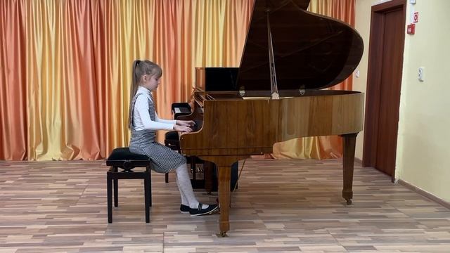 Сазонова Анна, Апатиты, 10 лет. 1. И.С.Бах Двухголосная инвенция C-dur 2. Ф.Шопен Полонез B-dur смотреть онлайн