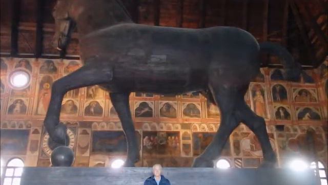 Palazzo della Ragione, Padova. orlando nelma e roberto 2015 смотреть онлайн