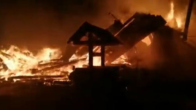 Пожар бани Острогожский район с. Петропавловка смотреть онлайн