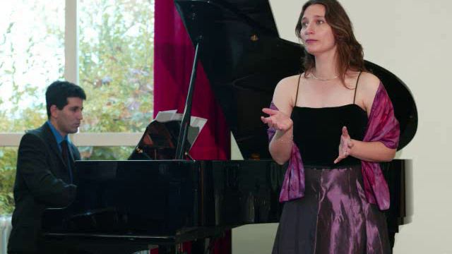 Leonard Bernstein: "I hate music" for soprano and piano смотреть онлайн