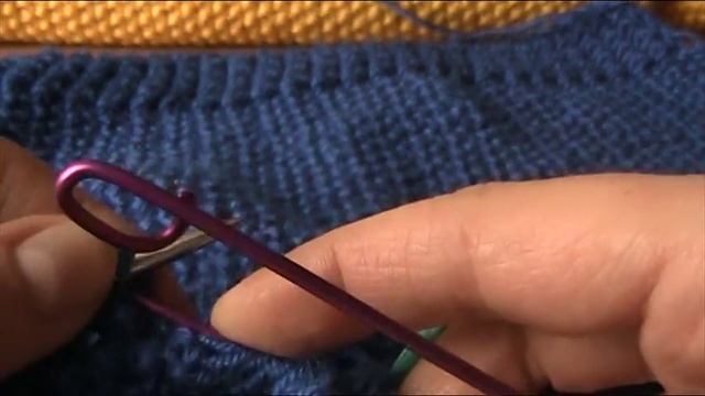 Вязаный свитер для ребенка. Часть 2. Knitting sweater for baby. Part 2. смотреть онлайн