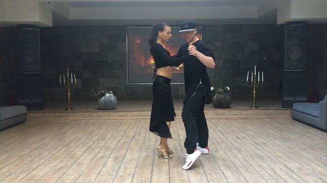 Neotango. Pavel Sobiray and Anastasia Tanguera. смотреть онлайн