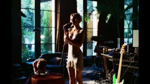 Tough love - Lily Rose Depp (snipet) - One Of The Girls ep4