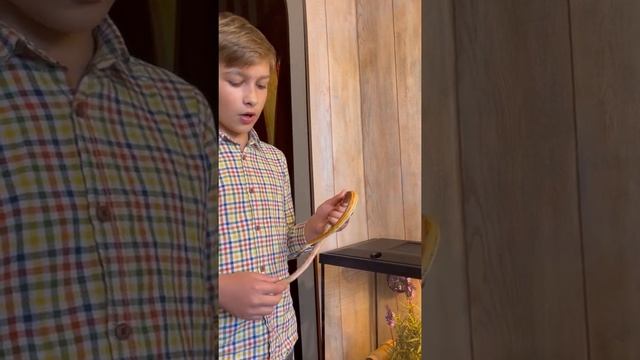 МАИСОВЫЙ ПОЛОЗ ? КУСАЕТСЯ смотреть онлайн