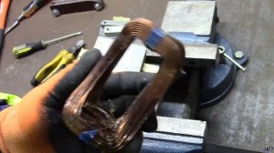 Разбираем трансформатор от микроволновки.