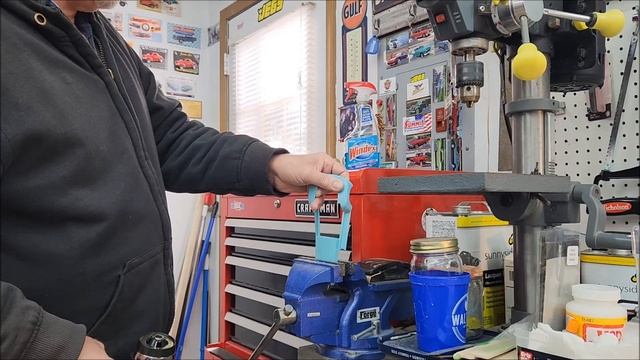 Removing Twist In 50 Ford Pickup Body With Heat Gun смотреть онлайн