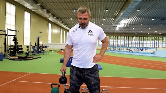 Качаем плечи гирями / Все самые простые упражнения