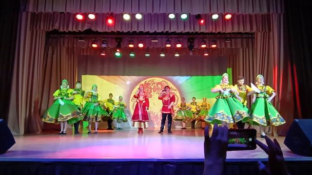 Калинка-малинка - ансамбль Калинушка и ансамбль академического танца Тальянка смотреть онлайн