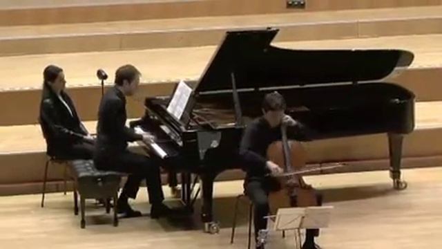 Brahms Cello Sonata e minor (ending) смотреть онлайн