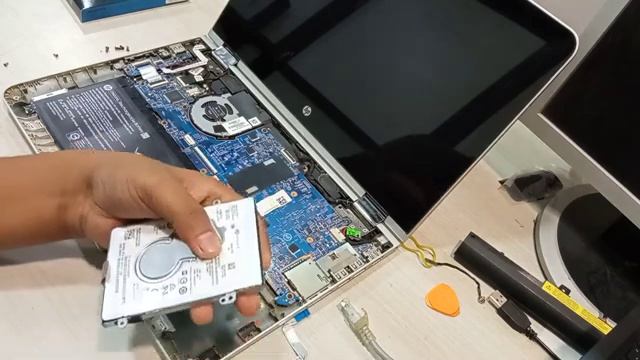hp pavilion x360 convertible 13-u133tu hdd to ssd upgrade | How to open back cover | battery Replac смотреть онлайн
