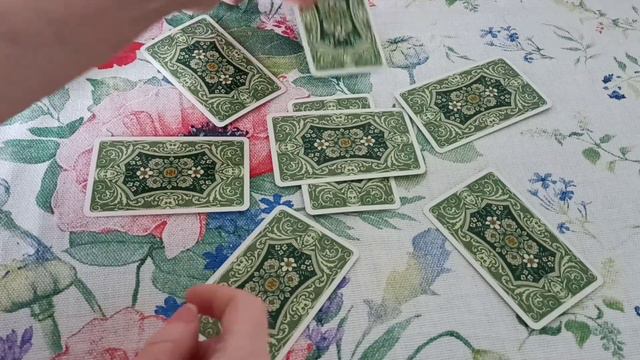 Ромашка,Любит, не любит?#laratarot777 смотреть онлайн