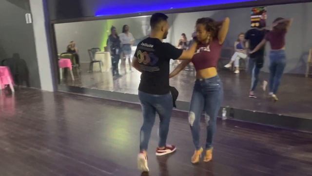 Bachata pair explanation, Belem Brasil June 2022 смотреть онлайн