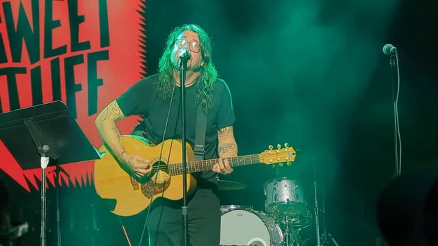Dave Grohl - New song in honor of Josh Homme @ Belasco 20 March 2024 смотреть онлайн