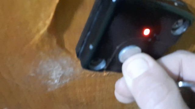 Коротнуло кнопку выхода... НОЧЬЮ смотреть онлайн