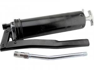 Как пользоваться смазочным шприцом