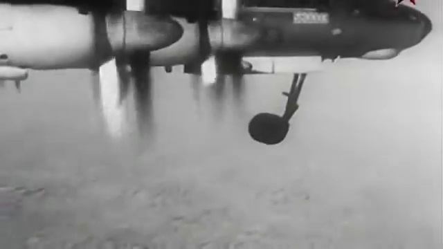 Легендарные самолеты ТУ 95 Стратегический бомбардировщик 2014