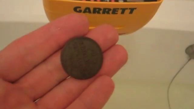 Garret ACE 250 с треснувшей катушкой в воде смотреть онлайн