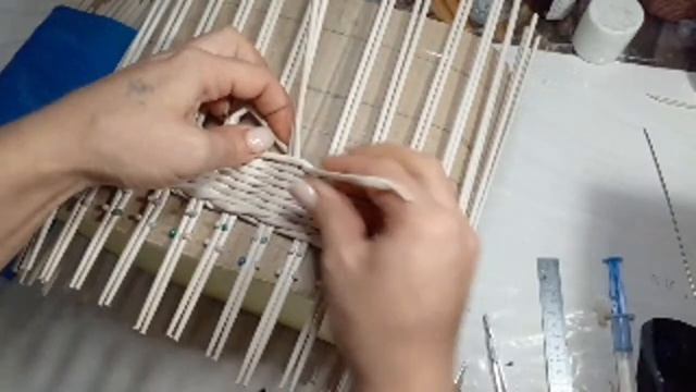 Необычная Полочка для не большого вазончика. Ч1